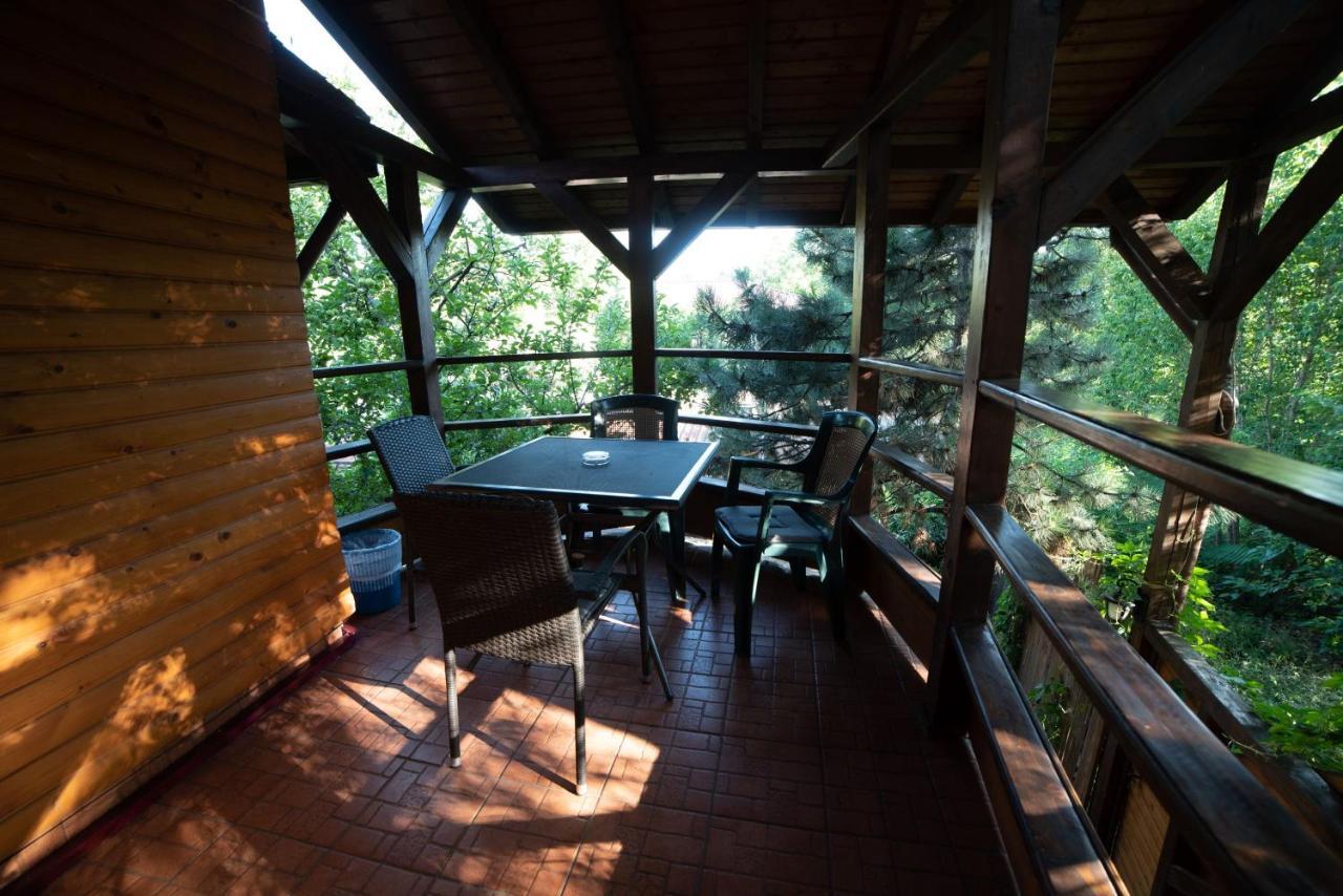 בוקרשט Casa Mica Guesthouse מראה חיצוני תמונה