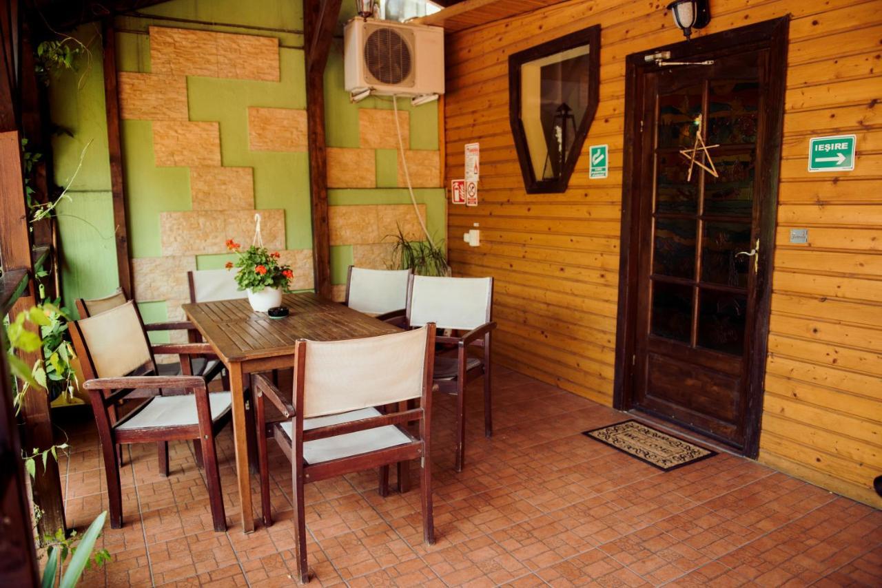 בוקרשט Casa Mica Guesthouse מראה חיצוני תמונה