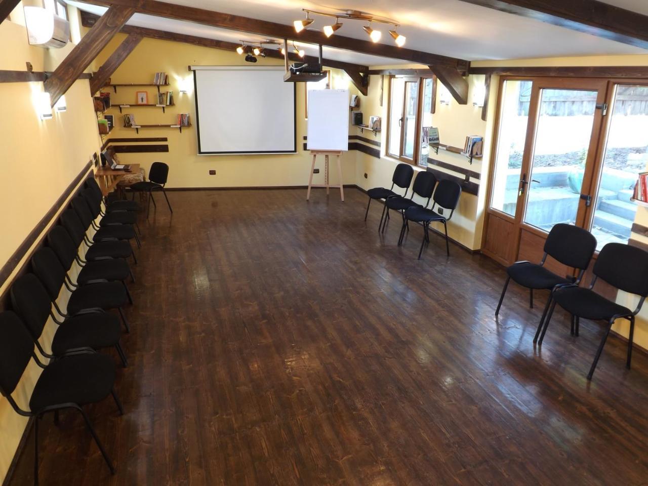 בוקרשט Casa Mica Guesthouse מראה חיצוני תמונה