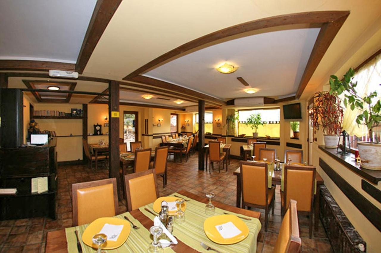 בוקרשט Casa Mica Guesthouse מראה חיצוני תמונה