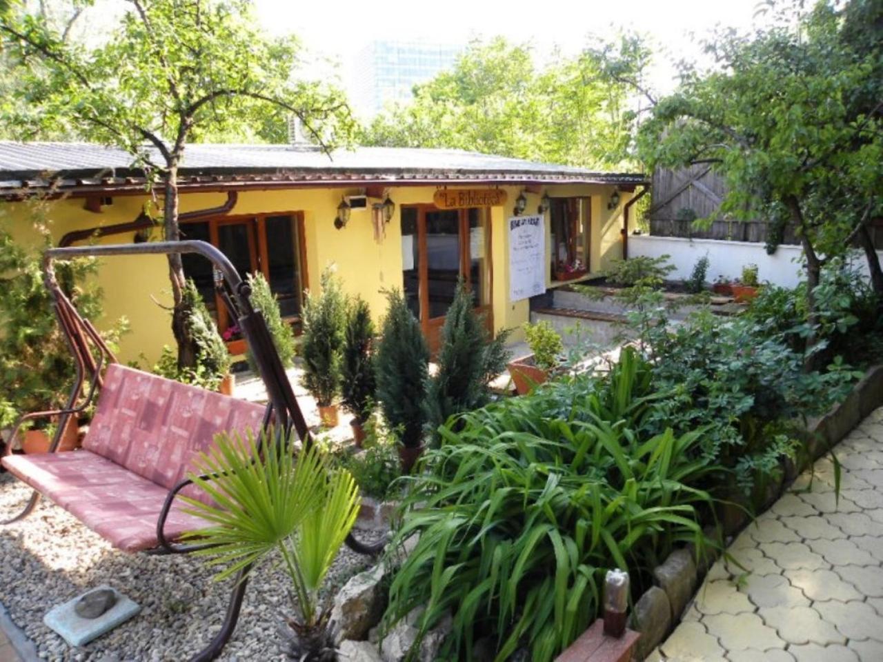 בוקרשט Casa Mica Guesthouse מראה חיצוני תמונה