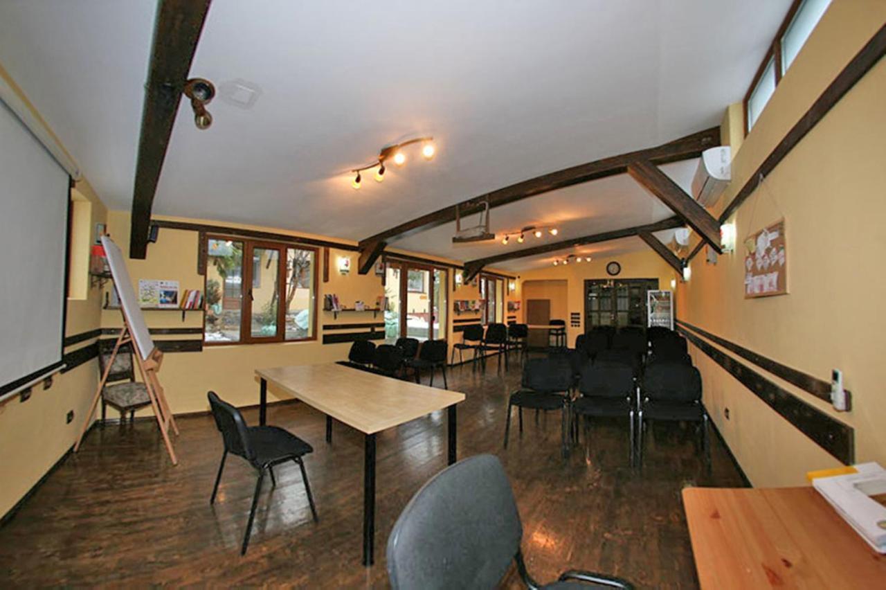 בוקרשט Casa Mica Guesthouse מראה חיצוני תמונה