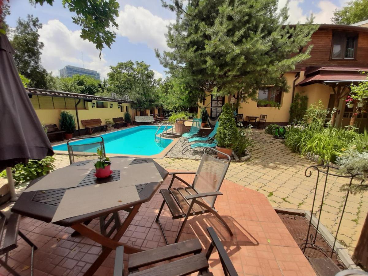 בוקרשט Casa Mica Guesthouse מראה חיצוני תמונה